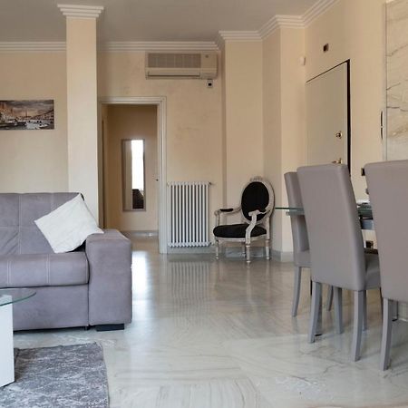 Tritone Apartment روما المظهر الخارجي الصورة