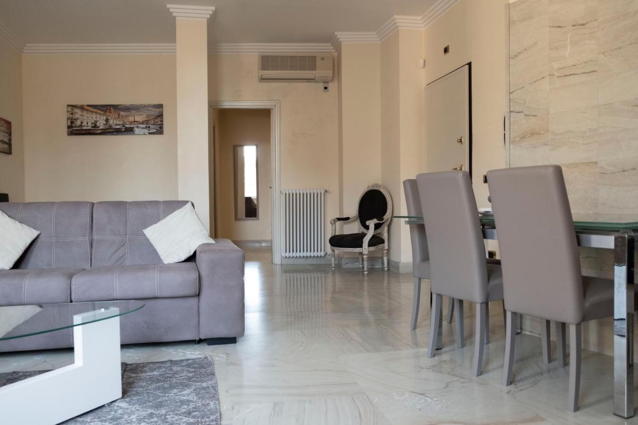 Tritone Apartment روما المظهر الخارجي الصورة