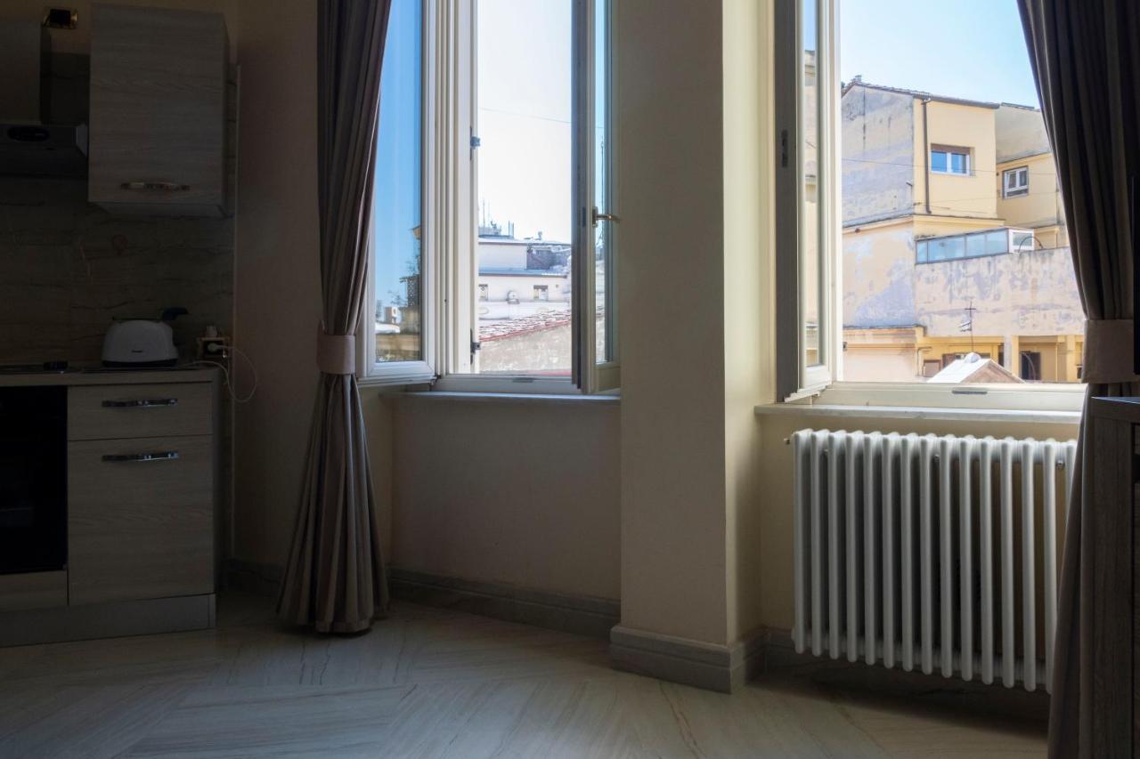 Tritone Apartment روما المظهر الخارجي الصورة