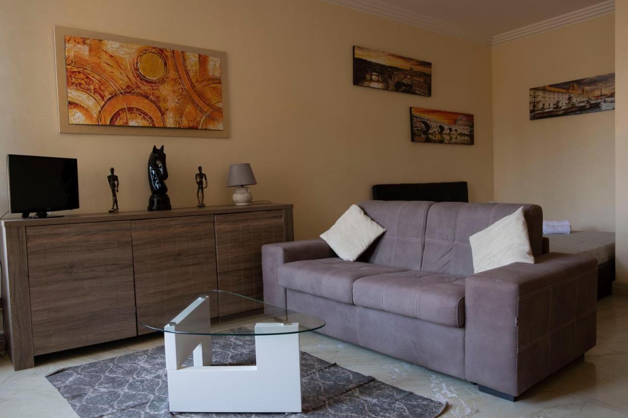 Tritone Apartment روما المظهر الخارجي الصورة